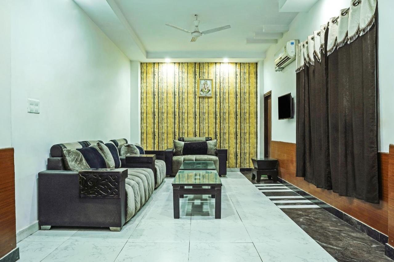 Oyo 18895 Hotel Kartikay Grand Hisar Exterior photo
